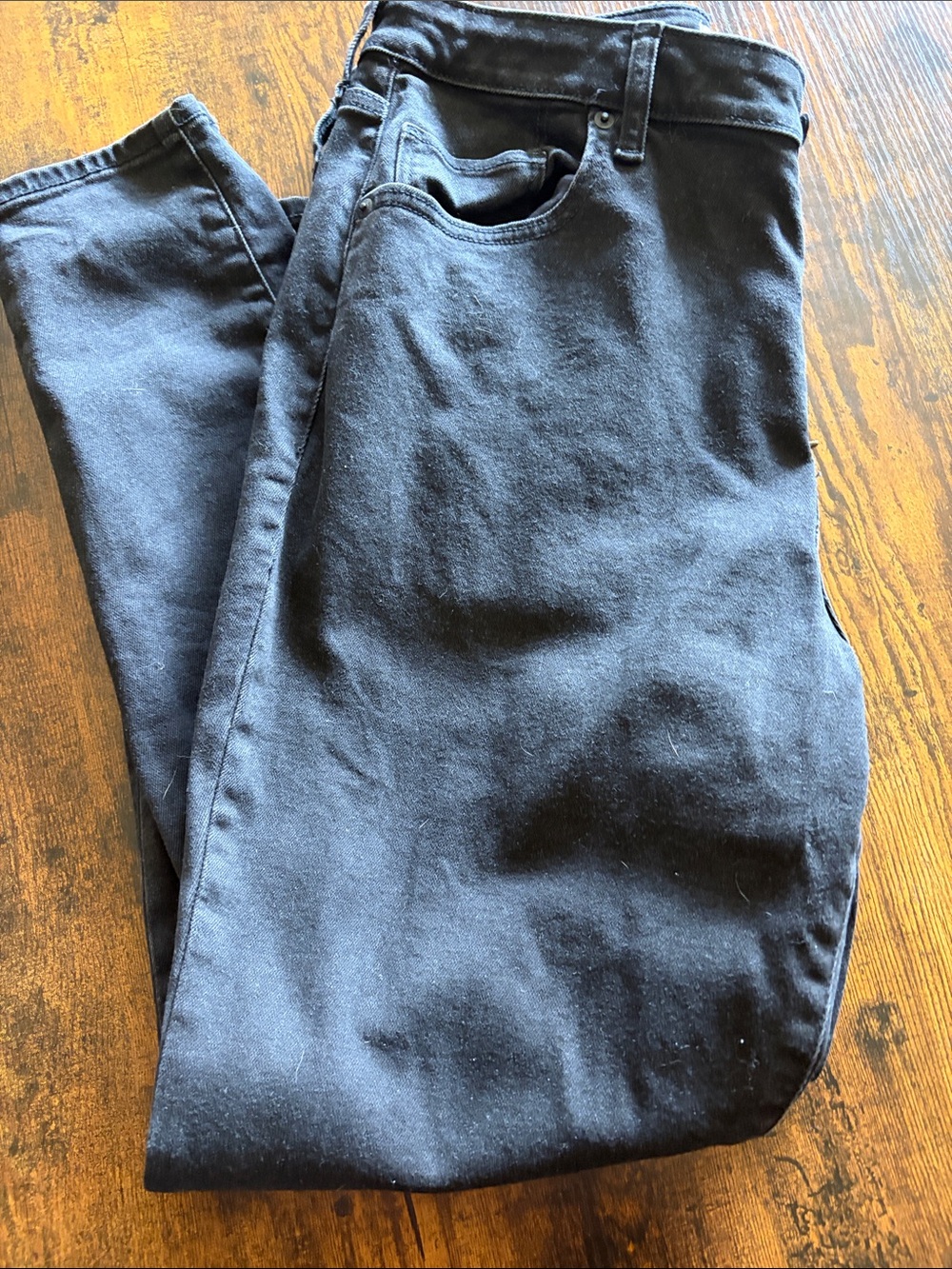 Abercrombie & Fitch Women's Black Cropped Ankle Jeans